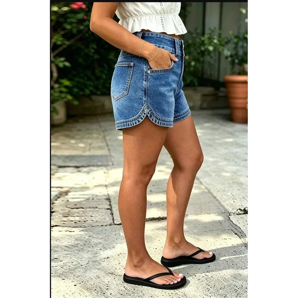 Flamingals Wash Split Studded Mid Waist Denim Shorts Blue XS 273132 XC